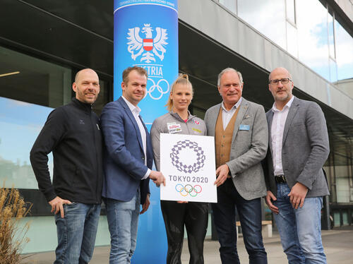  (Quelle: ÖOC/Gepa Pictures    /     ÖOC-Sportdirektor Christoph Sieber, Sportministeriums-Sektionsleiter Philipp Trattner, Verena Preiner, ÖOC-Generalsekretär Peter Mennel, OÖ-Sportdirektor Gerhard Rumetshofer)